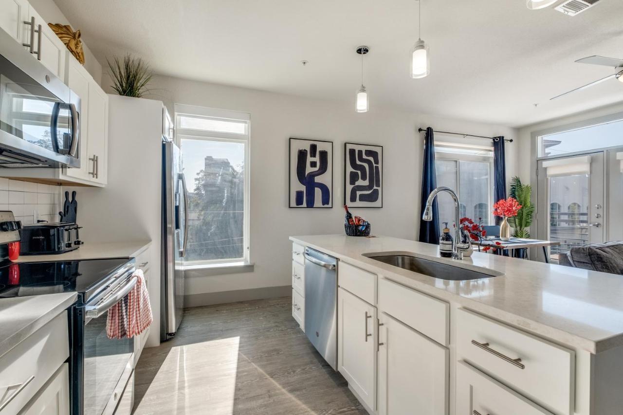 Radiant Condo On The Riverwalk 1325 サンアントニオ エクステリア 写真