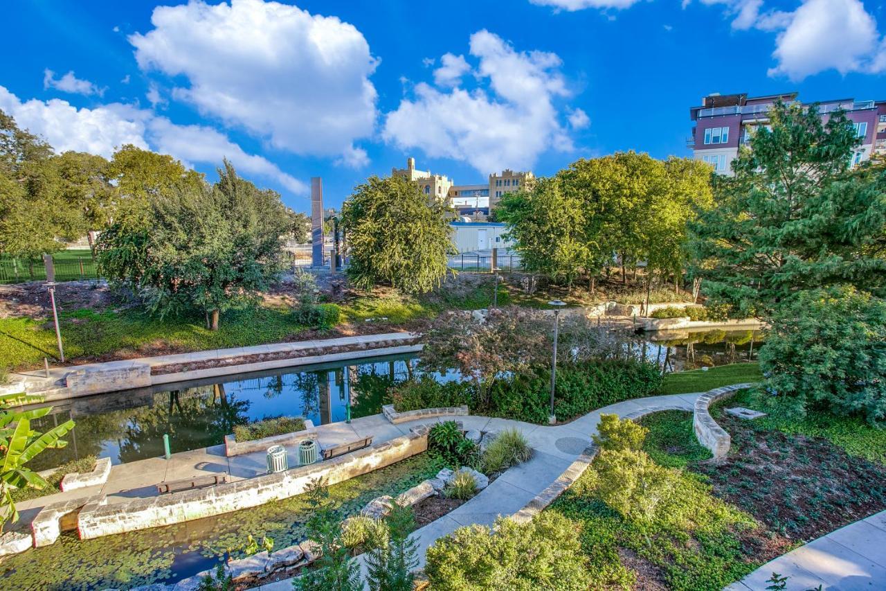 Radiant Condo On The Riverwalk 1325 サンアントニオ エクステリア 写真