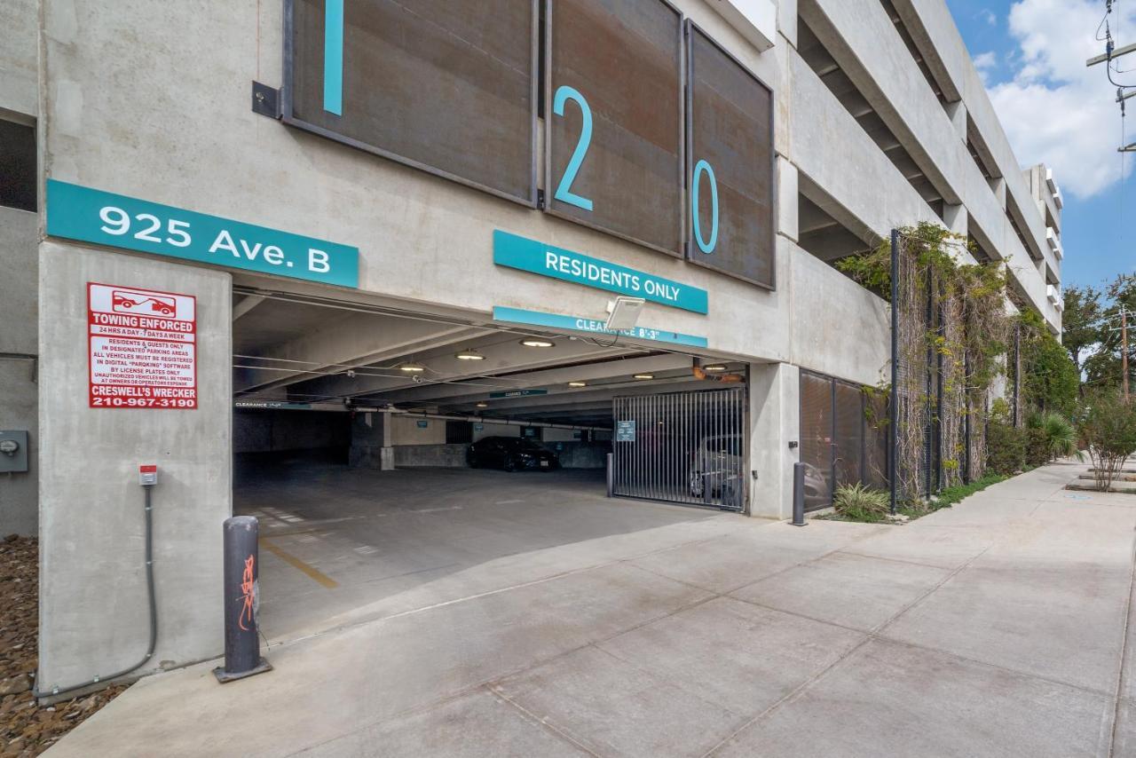 Radiant Condo On The Riverwalk 1325 サンアントニオ エクステリア 写真